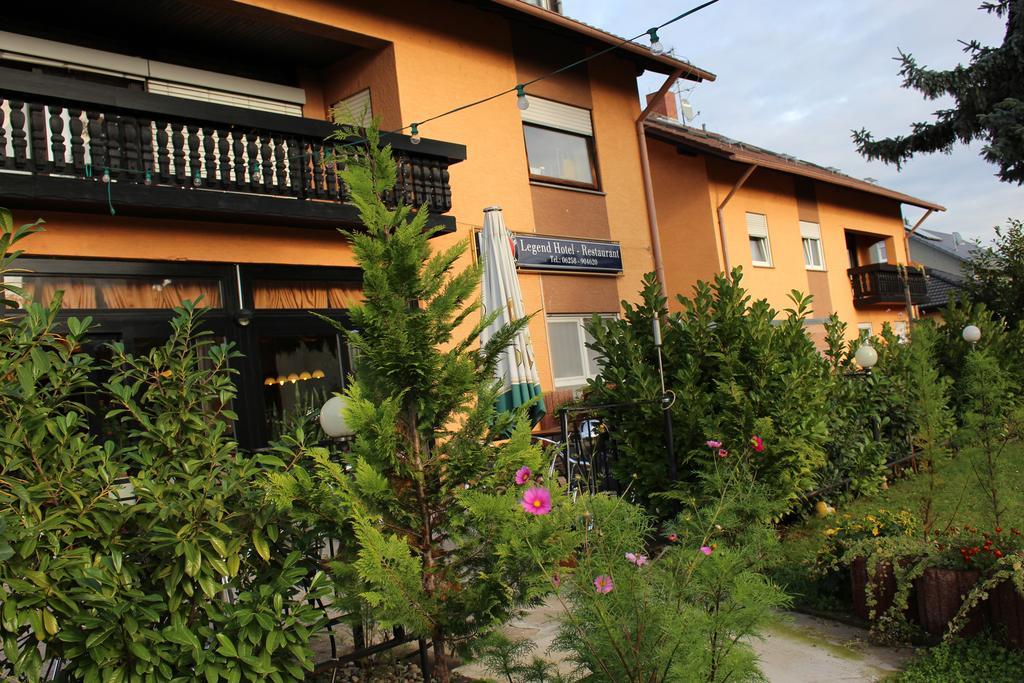 Legend Hotel Biebesheim am Rhein Exteriör bild