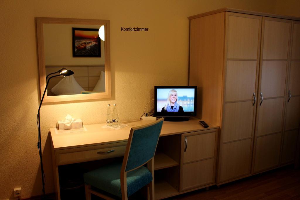 Legend Hotel Biebesheim am Rhein Rum bild